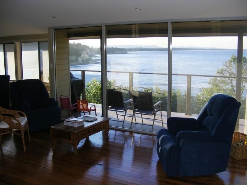 8 Bald Street, Norah Head NSW 2263