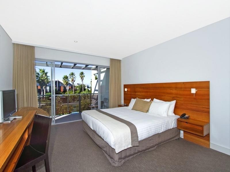 705,706,707 Turnberry Drive, Magenta NSW 2261