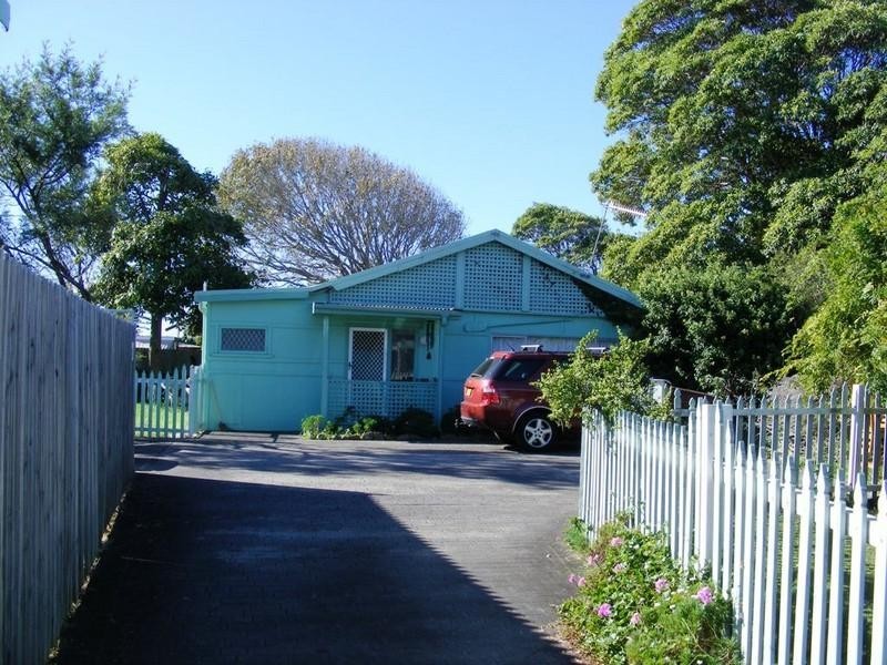 2,4 and 6 Coral Street, The Entrance NSW 2261