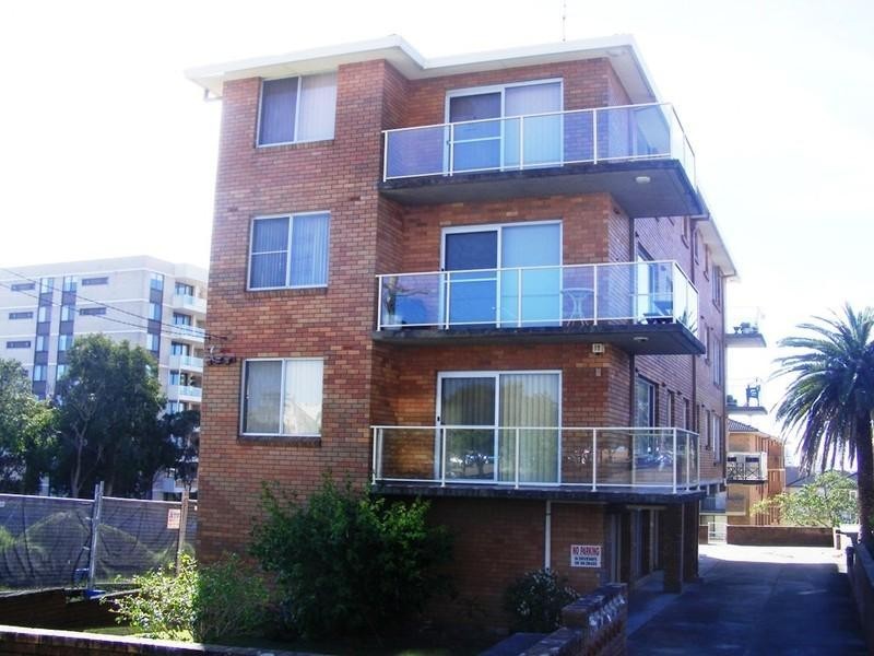 2/8 Bayview Avenue, The Entrance NSW 2261