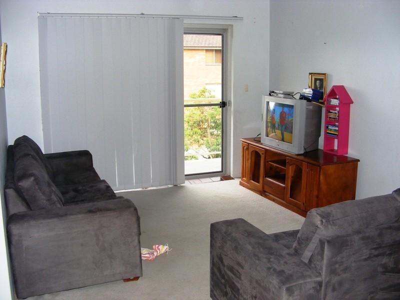 2/8 Bayview Avenue, The Entrance NSW 2261