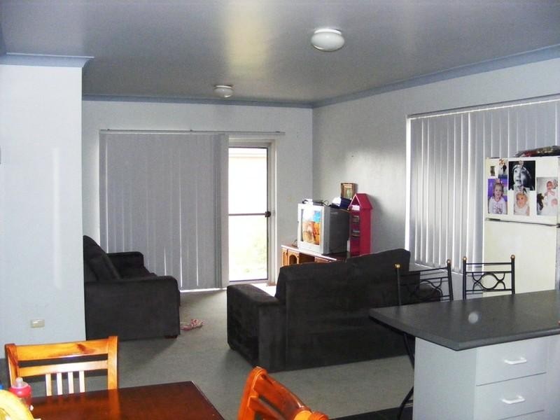 2/8 Bayview Avenue, The Entrance NSW 2261