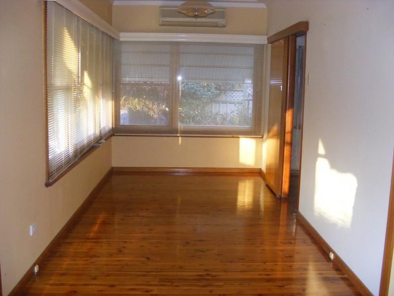 129 Elsiemer Street, Toowoon Bay NSW 2261