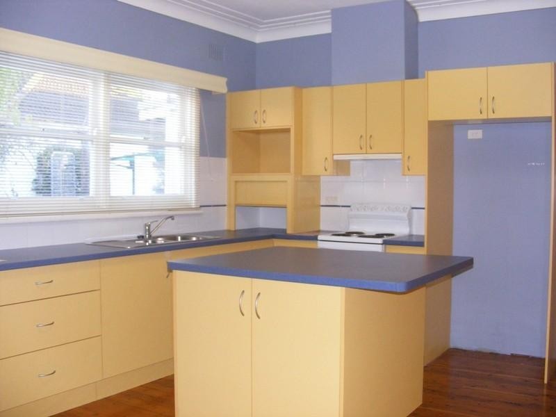 129 Elsiemer Street, Toowoon Bay NSW 2261