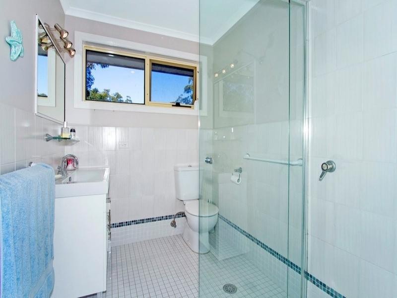 29 Kilkenny Parade, Berkeley Vale NSW 2261