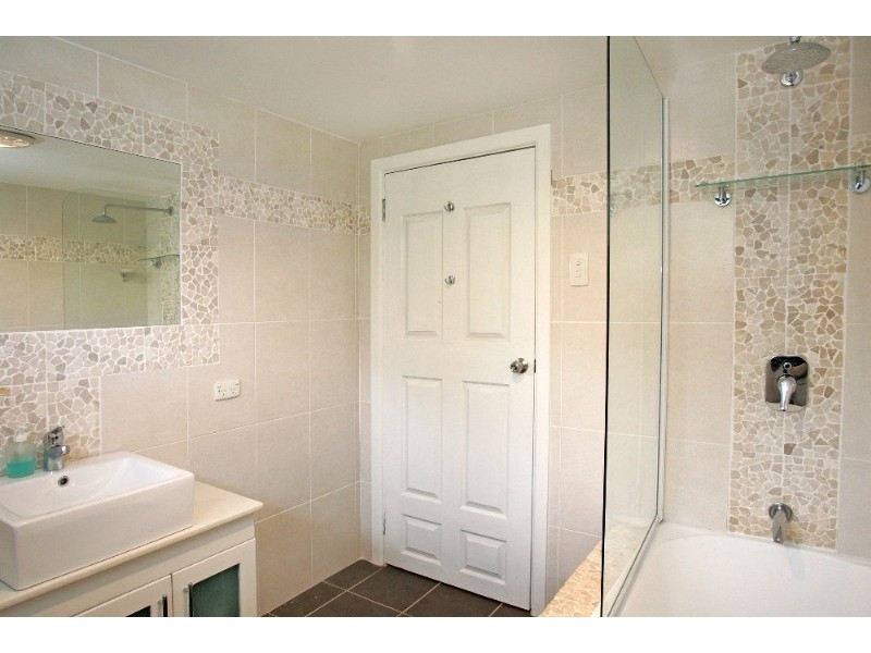 52 Thelma Street, Toowoon Bay NSW 2261