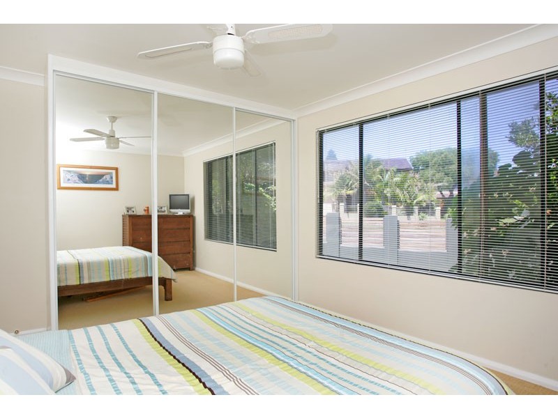 52 Thelma Street, Toowoon Bay NSW 2261