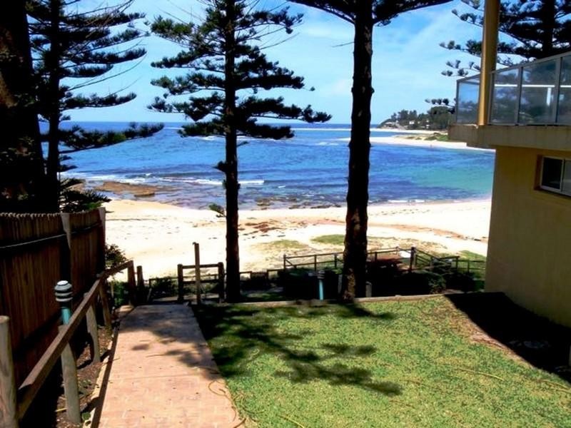 Blue Bay NSW 2261