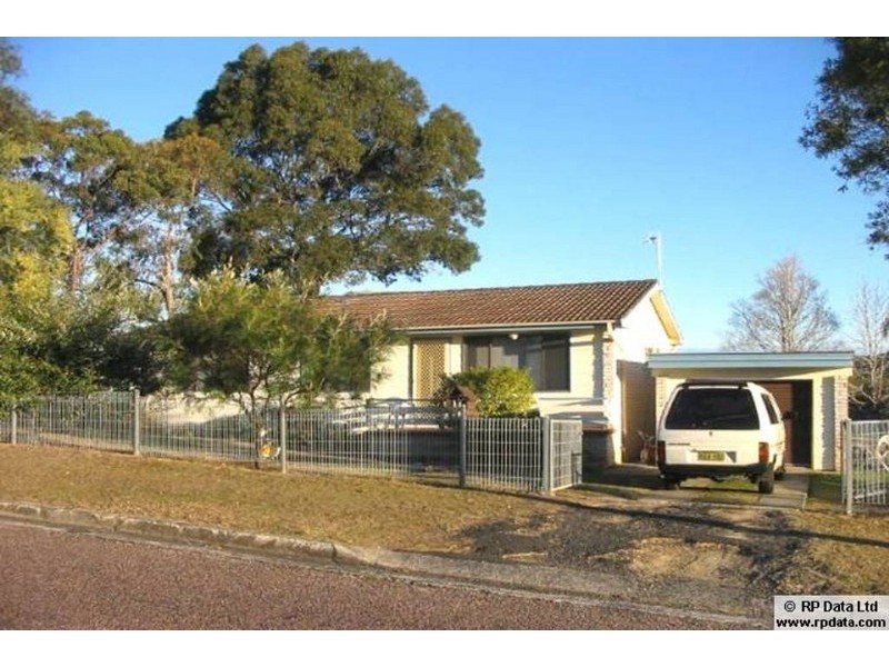 17 Cornish Avenue, Killarney Vale NSW 2261