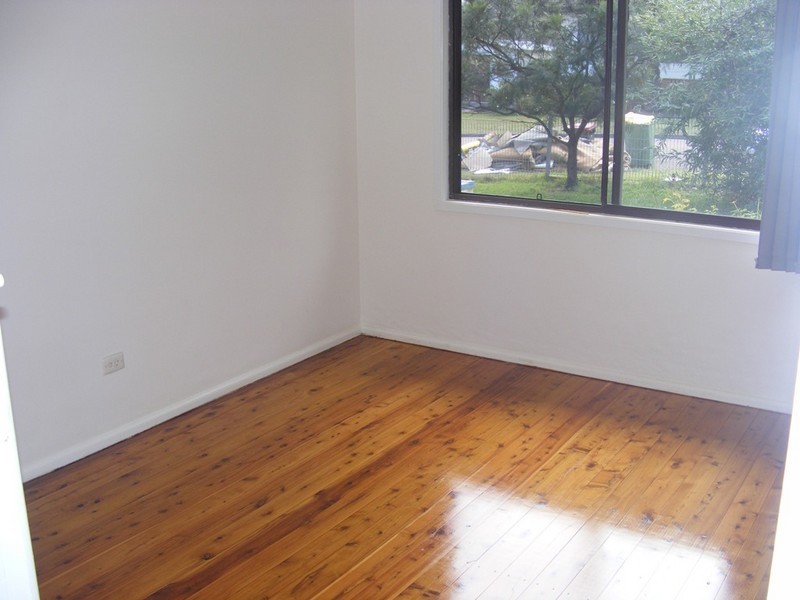 17 Cornish Avenue, Killarney Vale NSW 2261