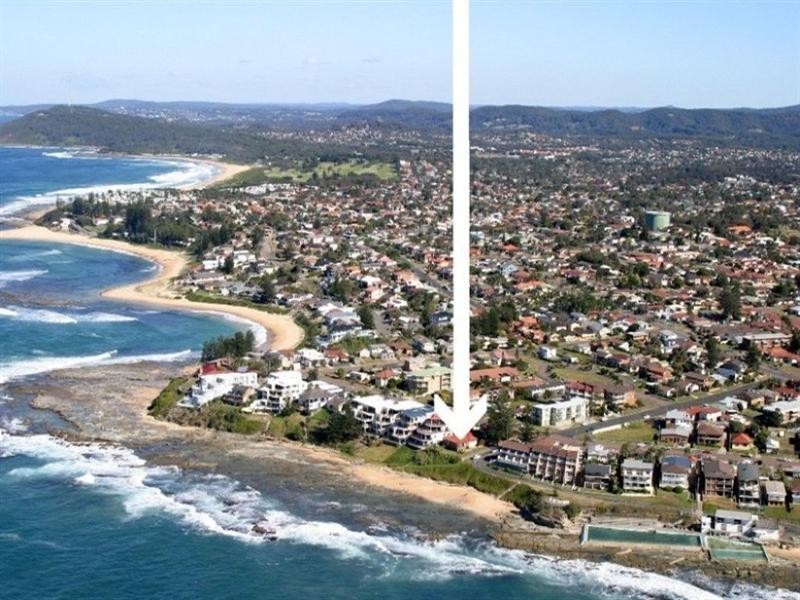 104 Ocean Parade, Blue Bay NSW 2261