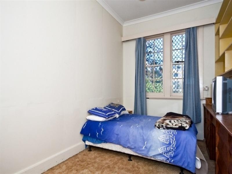 104 Ocean Parade, Blue Bay NSW 2261