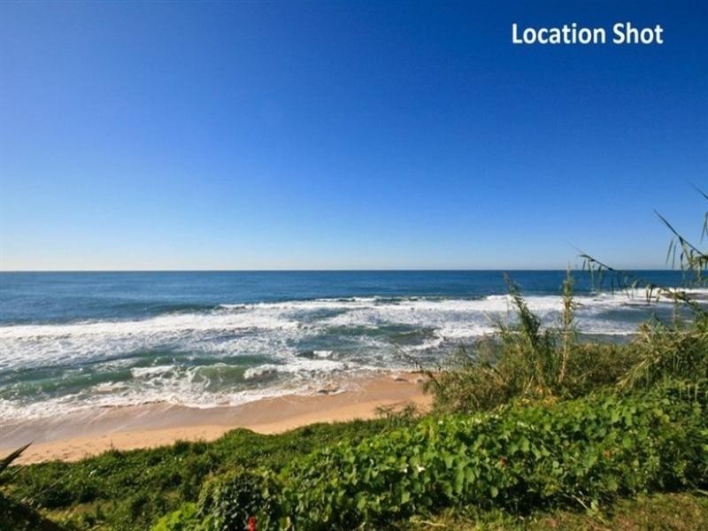 104 Ocean Parade, Blue Bay NSW 2261