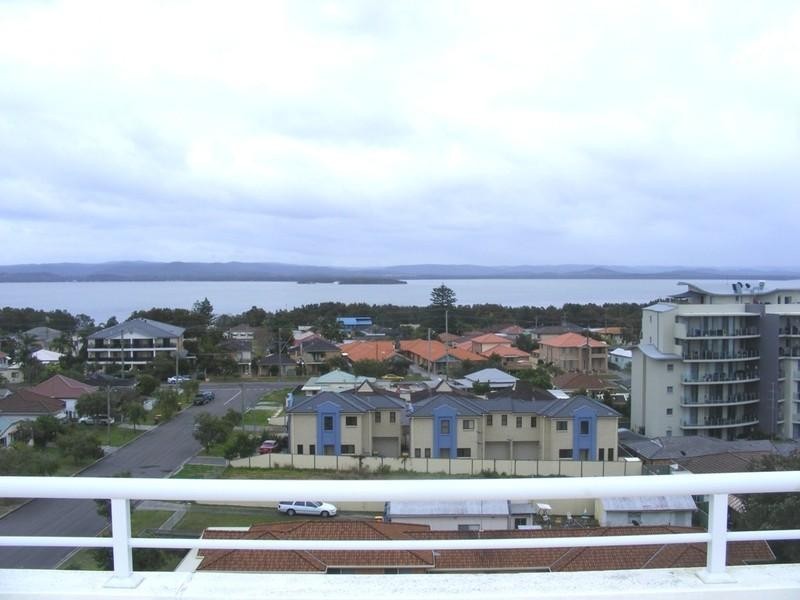 14/2 Copnor Avenue, The Entrance NSW 2261