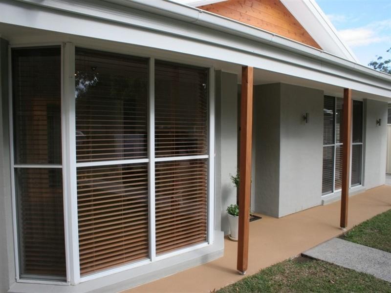 10 Jean Avenue, Berkeley Vale NSW 2261