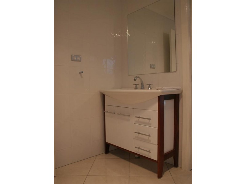 10 Jean Avenue, Berkeley Vale NSW 2261