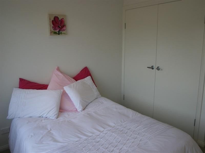 10 Jean Avenue, Berkeley Vale NSW 2261