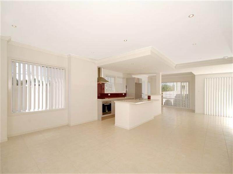 1/141-143 Hutton Road, The Entrance North NSW 2261