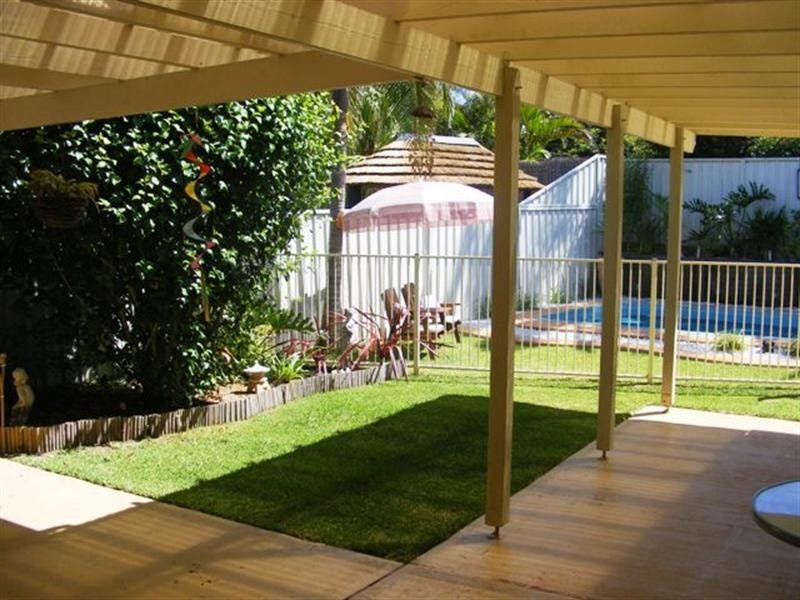 196 Cresthaven Avenue, Bateau Bay NSW 2261