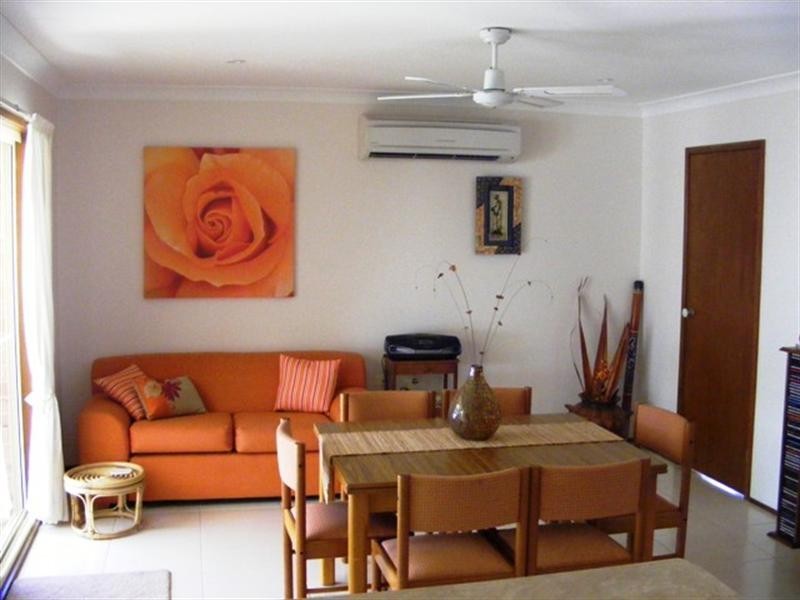 196 Cresthaven Avenue, Bateau Bay NSW 2261