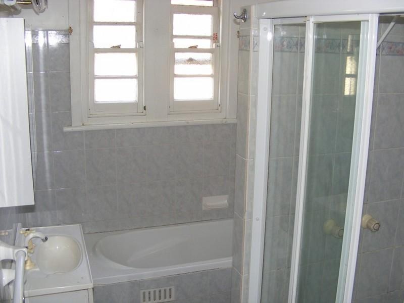 8 Hargraves Street, The Entrance North NSW 2261