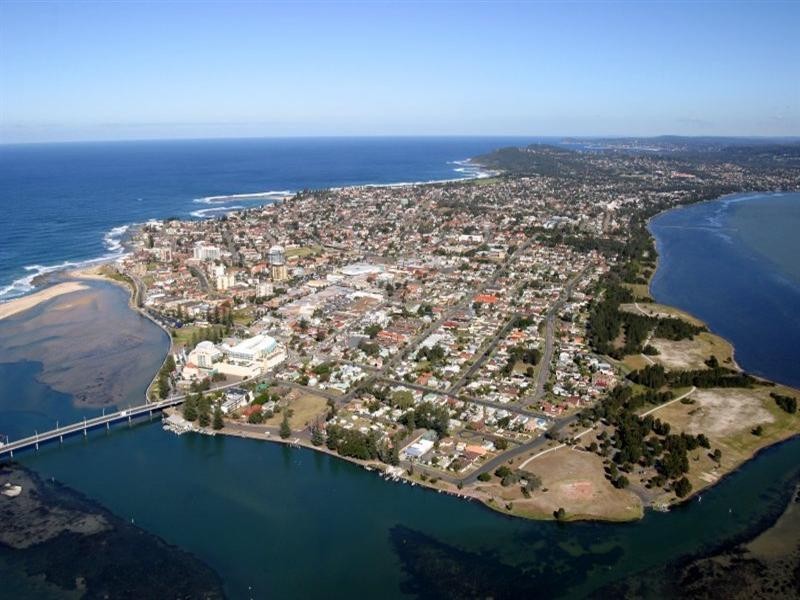 51 Lakeside Parade, The Entrance NSW 2261