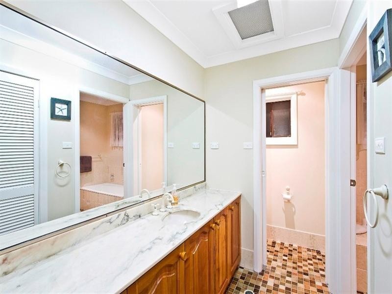 31 Stewart Street, The Entrance North NSW 2261