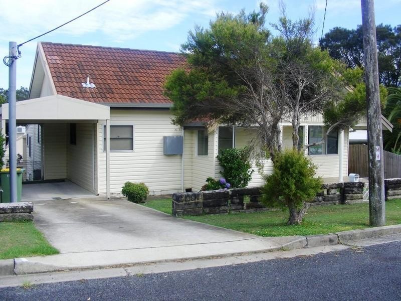 51 Lakeside Parade, The Entrance NSW 2261