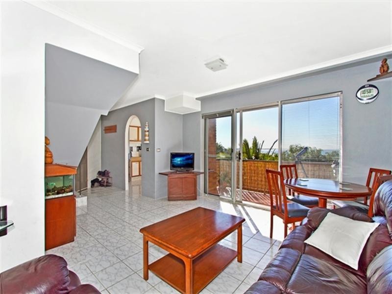 15/3-5 Fairport Avenue, The Entrance NSW 2261