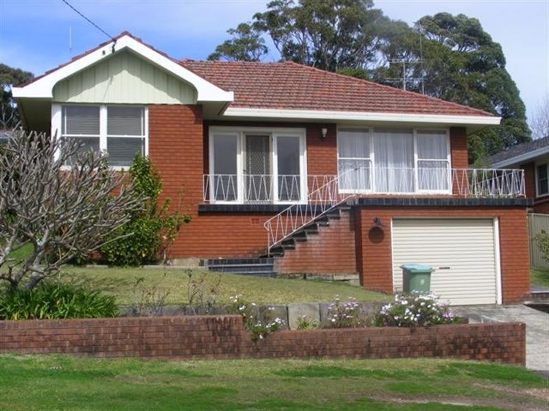 10 Peak Street, Bateau Bay NSW 2261