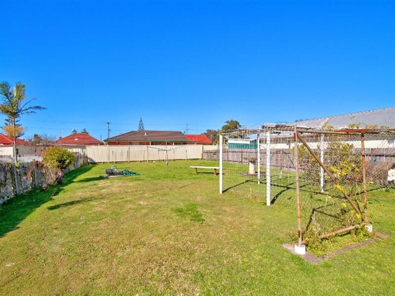 18 Gilbert Street, Long Jetty NSW 2261