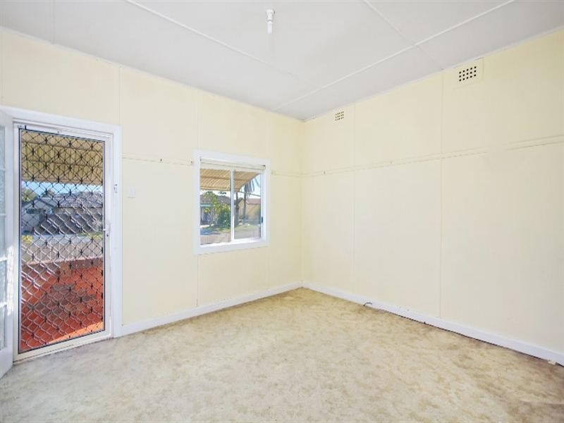 18 Gilbert Street, Long Jetty NSW 2261