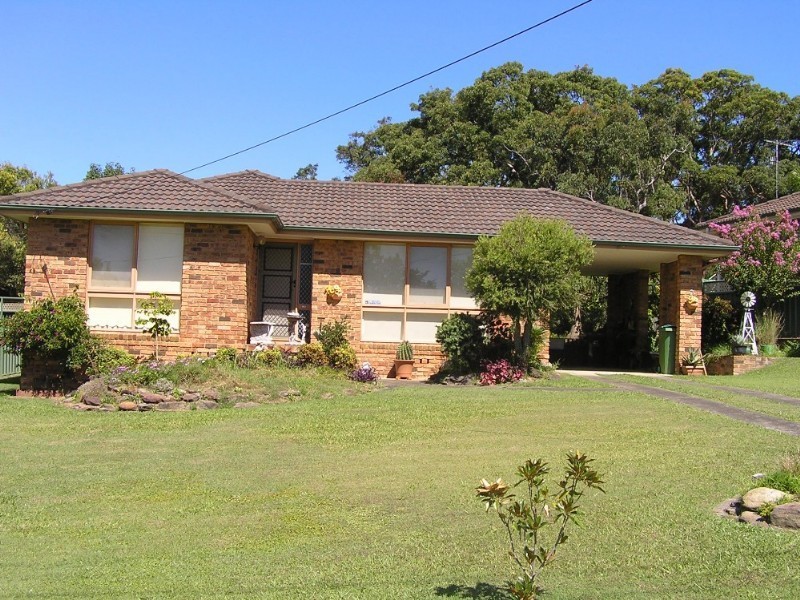 3 Garden Grove, Bateau Bay NSW 2261