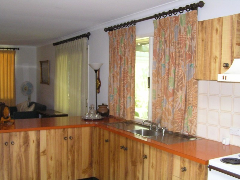 3 Garden Grove, Bateau Bay NSW 2261