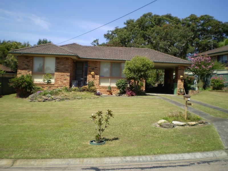 3 Garden Grove, Bateau Bay NSW 2261