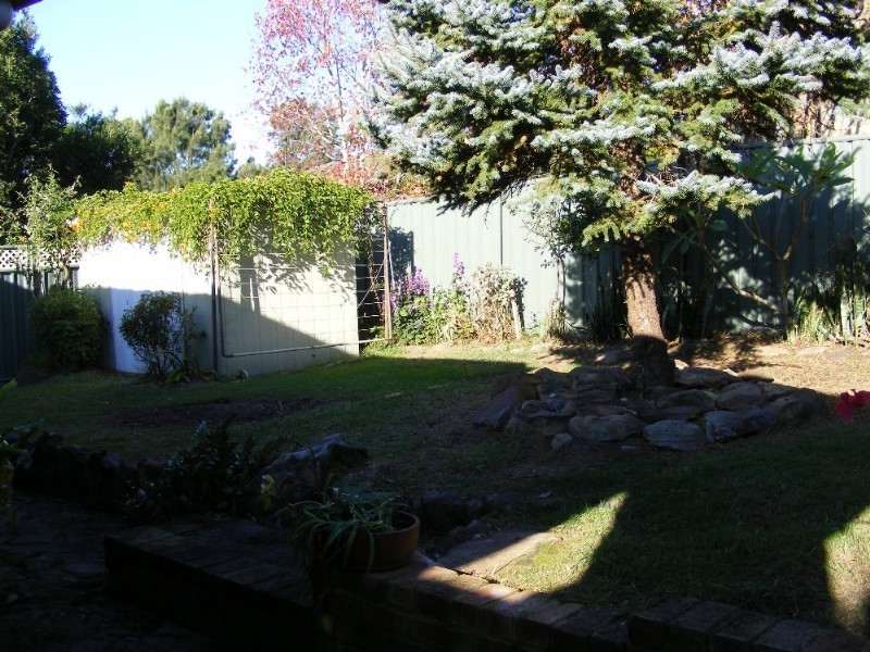 3 Garden Grove, Bateau Bay NSW 2261