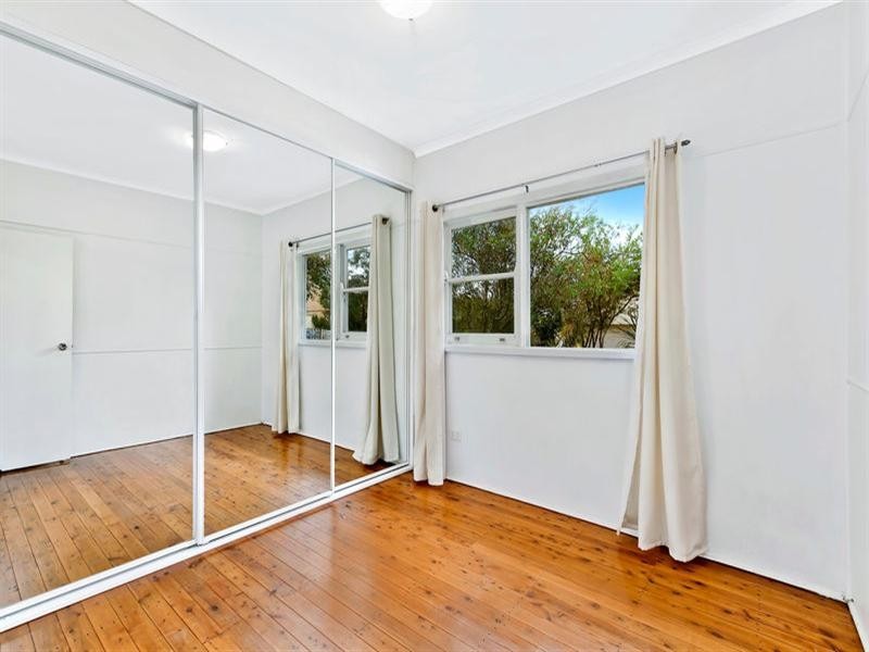 6 Ventura Avenue, Bateau Bay NSW 2261