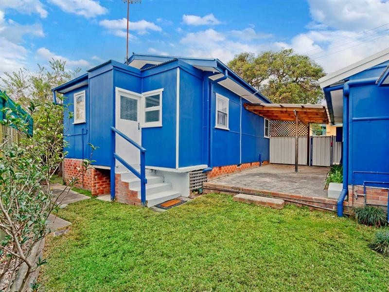 6 Ventura Avenue, Bateau Bay NSW 2261