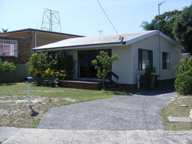 22 Beach Parade, Toukley NSW 2263