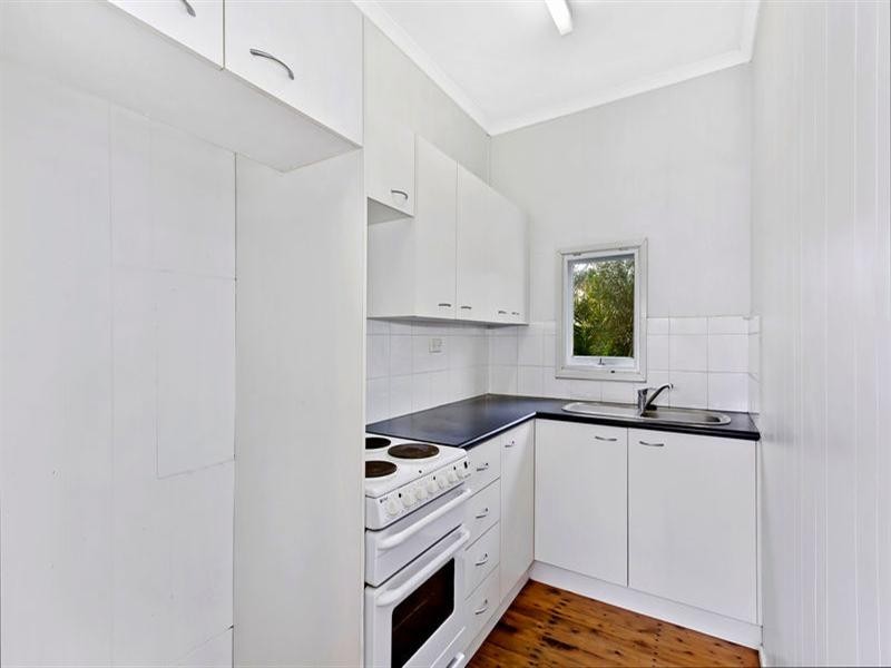 6 Ventura Avenue, Bateau Bay NSW 2261