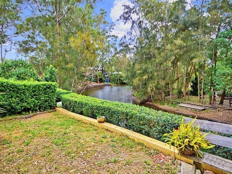 15 Brenda Crescent, Tumbi Umbi NSW 2261