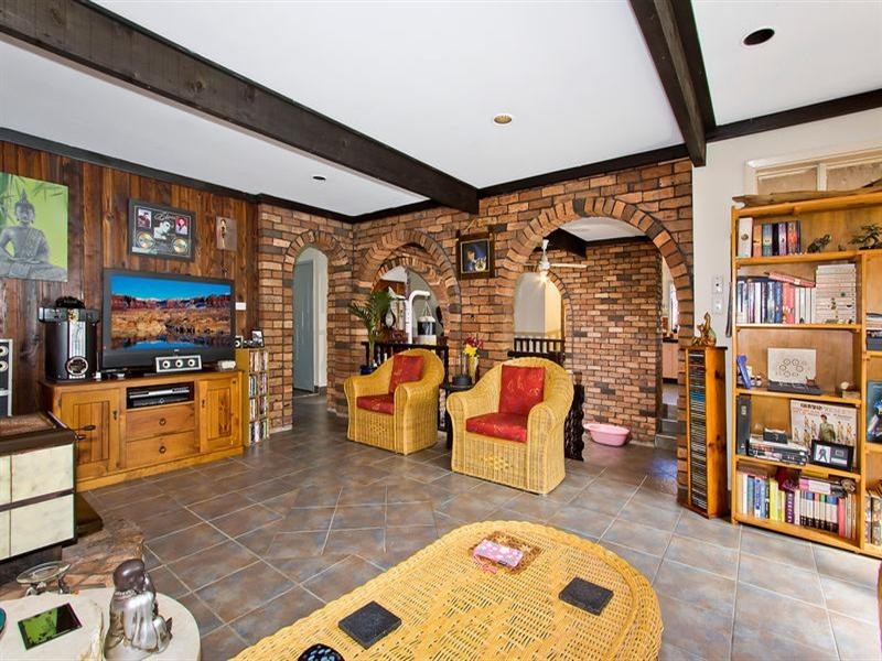 17 Benelong Street, The Entrance NSW 2261