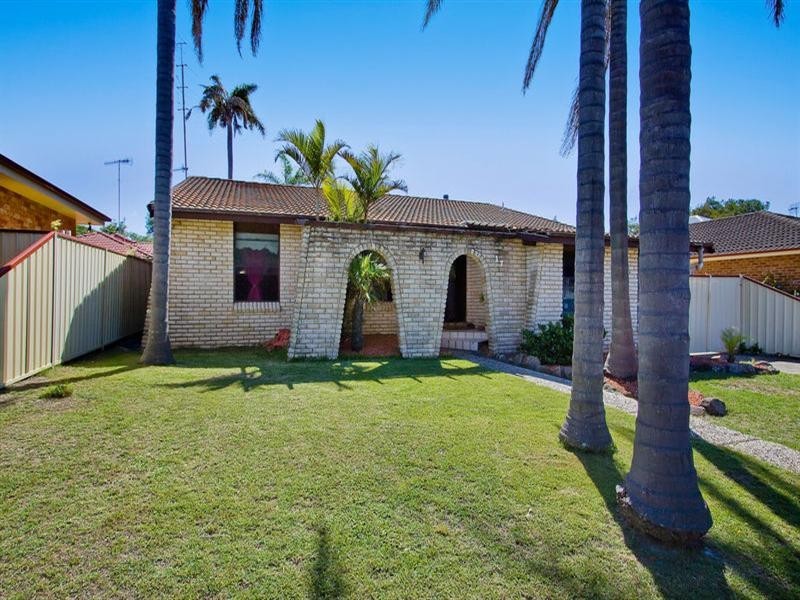 17 Benelong Street, The Entrance NSW 2261