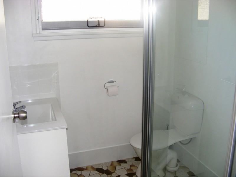 20 Hinemoa Avenue, Killarney Vale NSW 2261