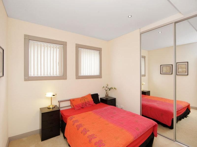 1/101 Ocean Parade, Blue Bay NSW 2261