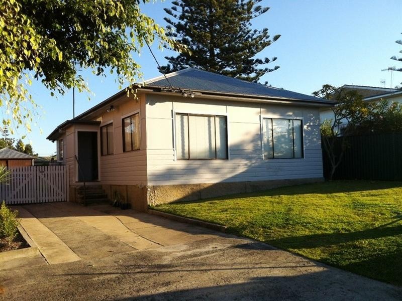 59 Boondilla Road, Blue Bay NSW 2261