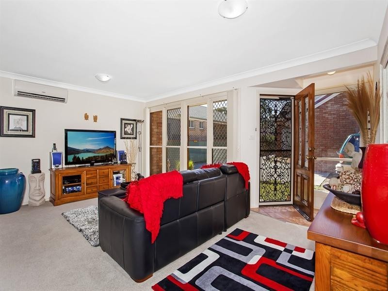 17 Yethonga Avenue, Blue Bay NSW 2261