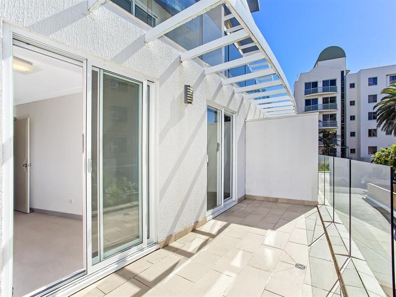 2/2-8 Ozone Street, The Entrance NSW 2261