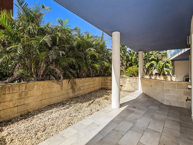 2/2-8 Ozone Street, The Entrance NSW 2261