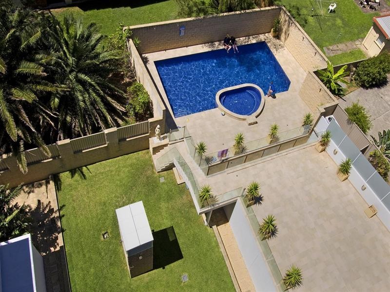 2/2-8 Ozone Street, The Entrance NSW 2261